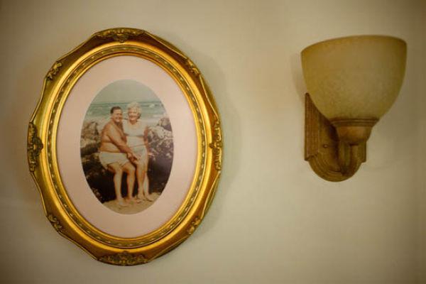 a-photo-on-the-wall-in-norma-and-mo-lavoies-cameo-drive-home-in-sun-city-arizona