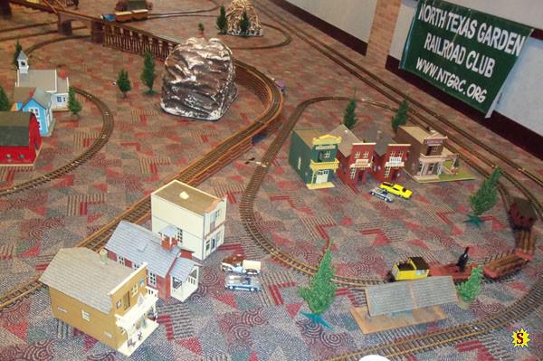 train_show_075