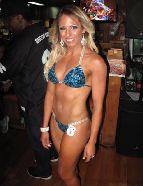 miss_hooters_2016_039