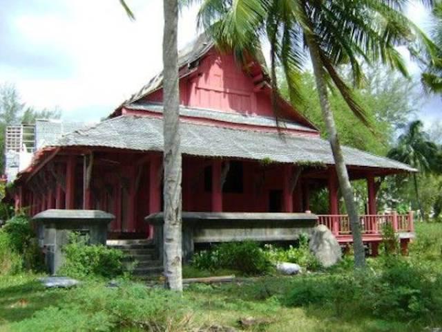 abandonedmoviesets_010