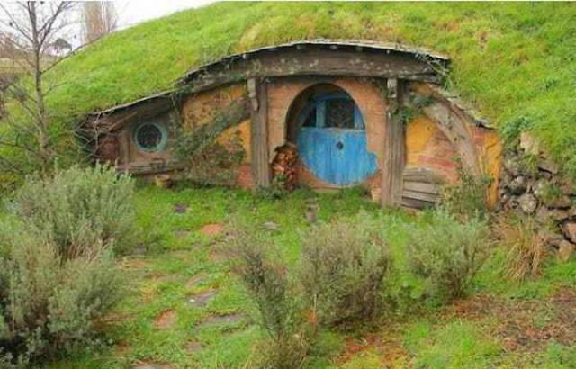 abandonedmoviesets_025