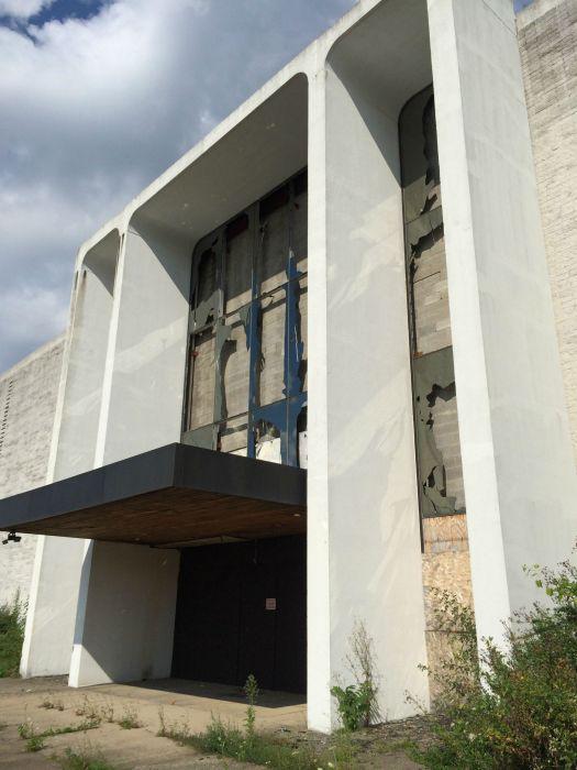 abandonedrollingacresmall_012 abandonedrollingacresmall_012