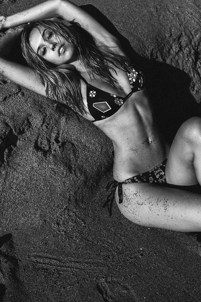 alexisren_035