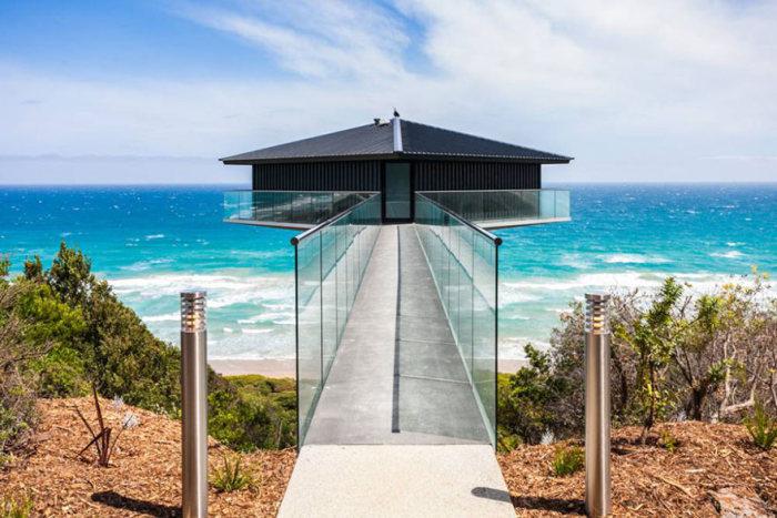 australianfloatinghouse_001 australianfloatinghouse_001