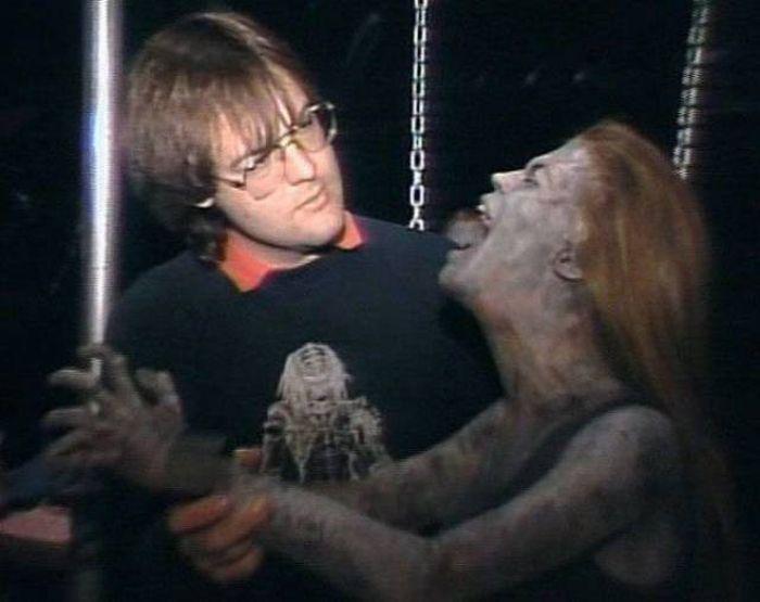 behindterminator2_017