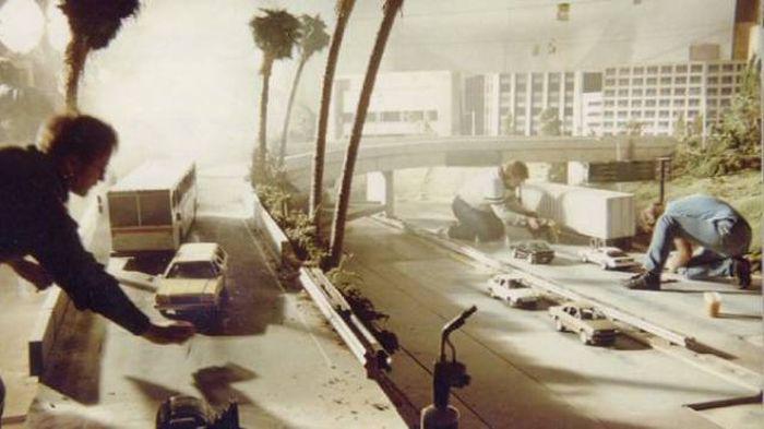 behindterminator2_036