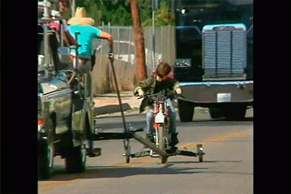 behindterminator2_038