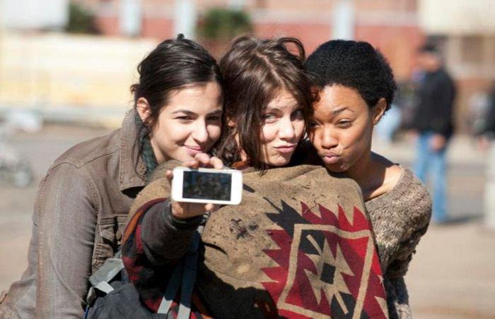 behindwalkingdead_014