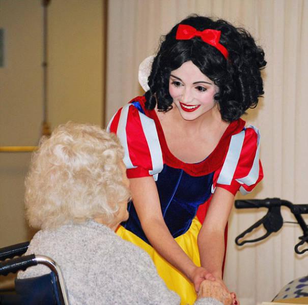 disneyprincesscostumes_013