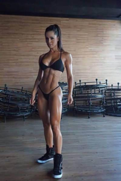 fitnessgirls9_093