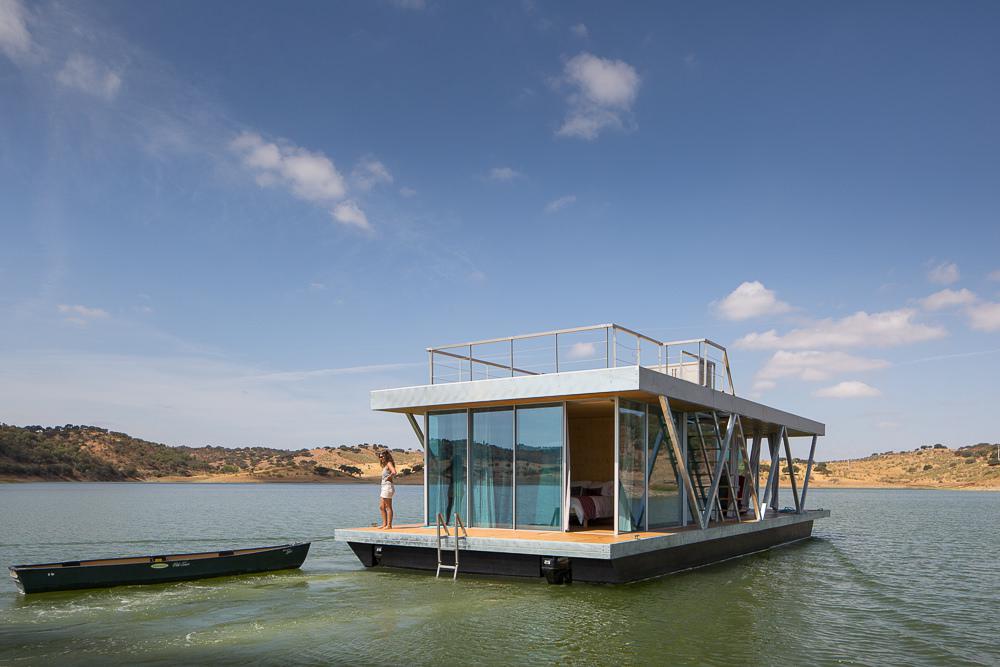 floatinghouse_001 floatinghouse_001