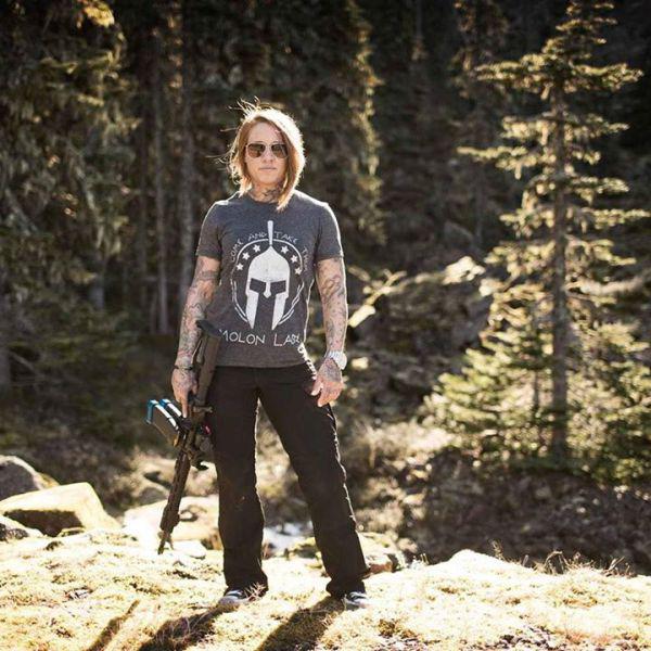 girlhuntspoachers_011