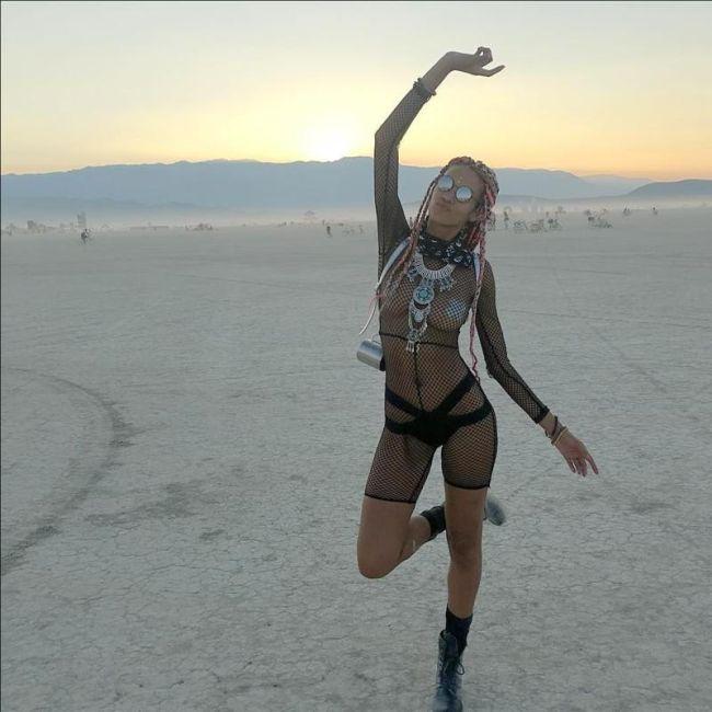 girlsofburningman2017_005 girlsofburningman2017_005