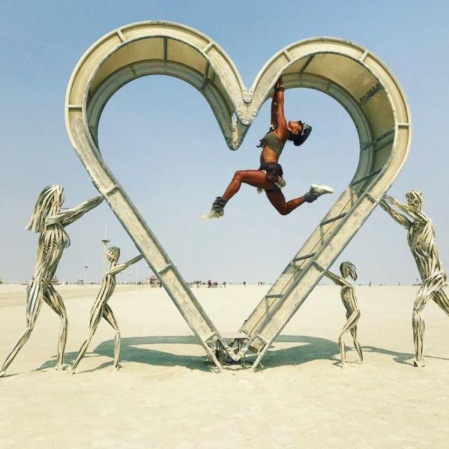 girlsofburningman2017_012 girlsofburningman2017_012