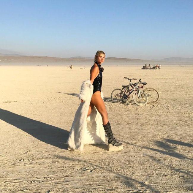 girlsofburningman2017_020 girlsofburningman2017_020