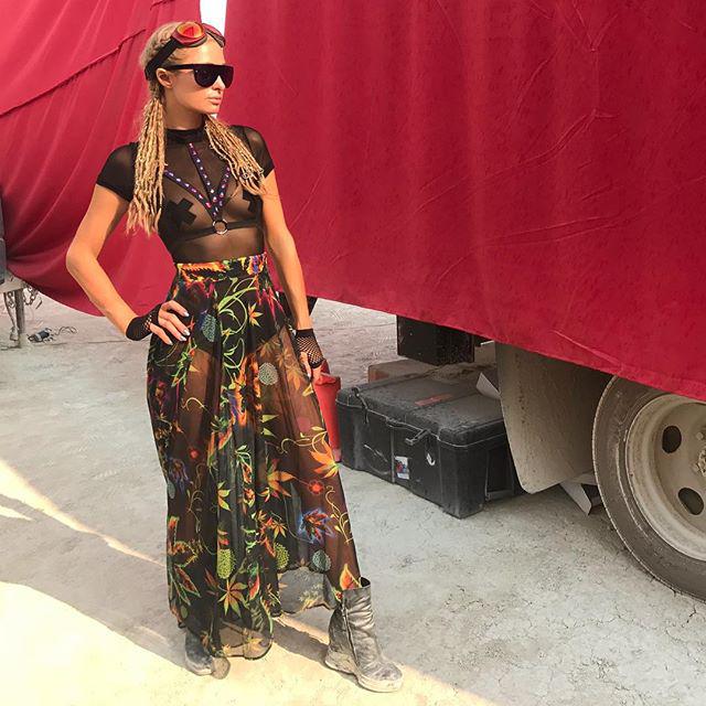 girlsofburningman2017_028 girlsofburningman2017_028