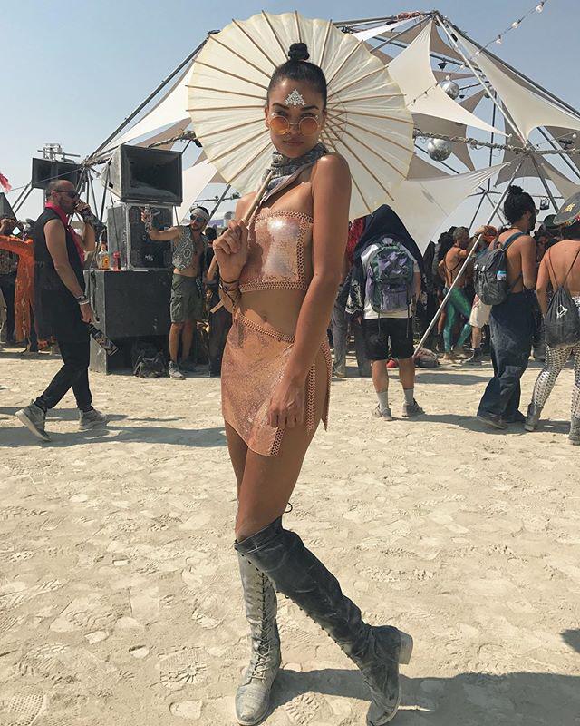 girlsofburningman2017_030 girlsofburningman2017_030