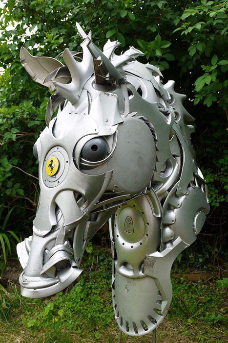 hubcapsculptures_019 hubcapsculptures_019