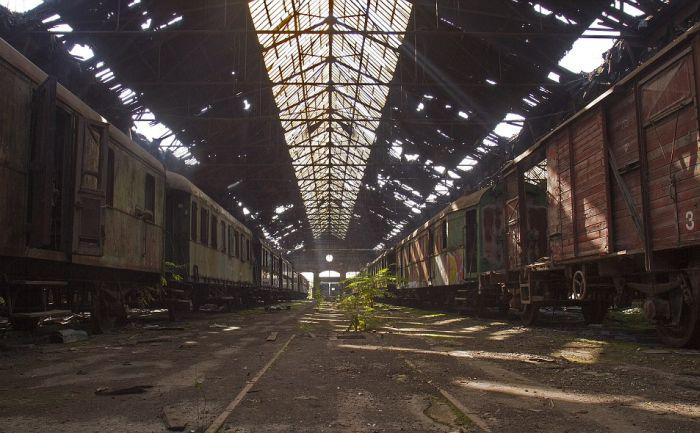 hungariantraingraveyard_004