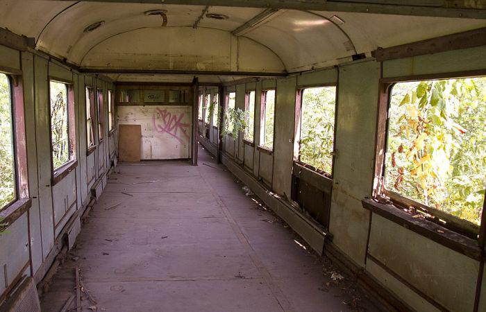 hungariantraingraveyard_005 hungariantraingraveyard_005