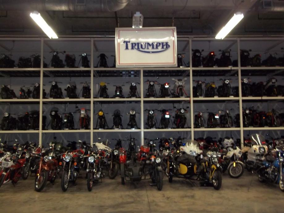 largestmotorcyclecollection_003