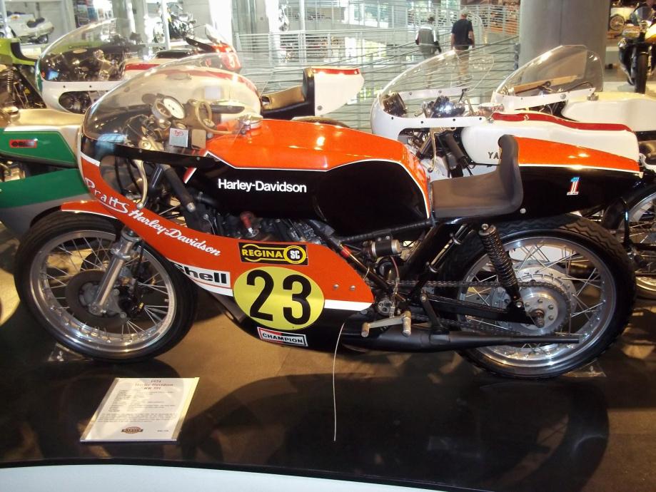 largestmotorcyclecollection_016 largestmotorcyclecollection_016