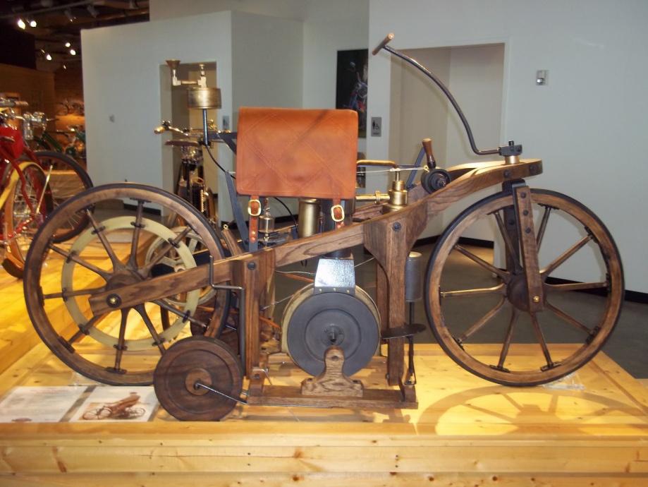 largestmotorcyclecollection_018