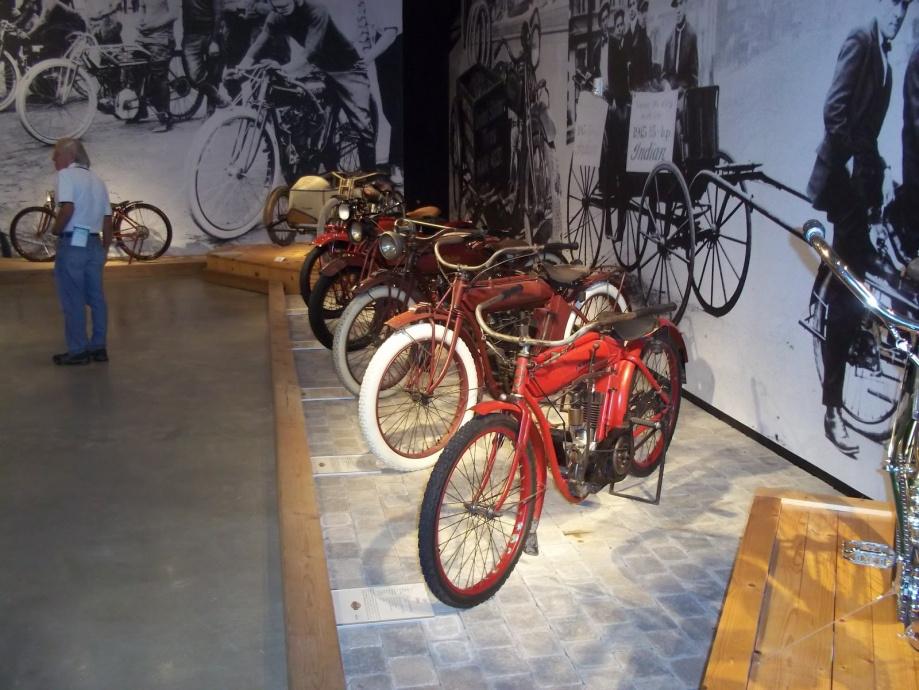 largestmotorcyclecollection_019 largestmotorcyclecollection_019