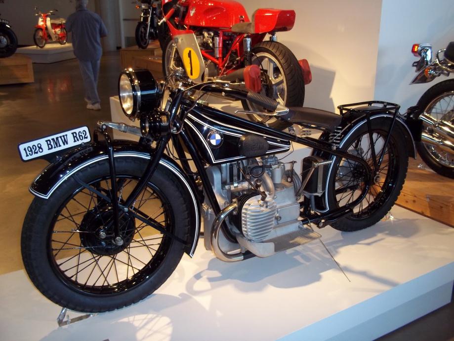 largestmotorcyclecollection_030