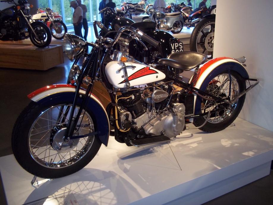 largestmotorcyclecollection_032