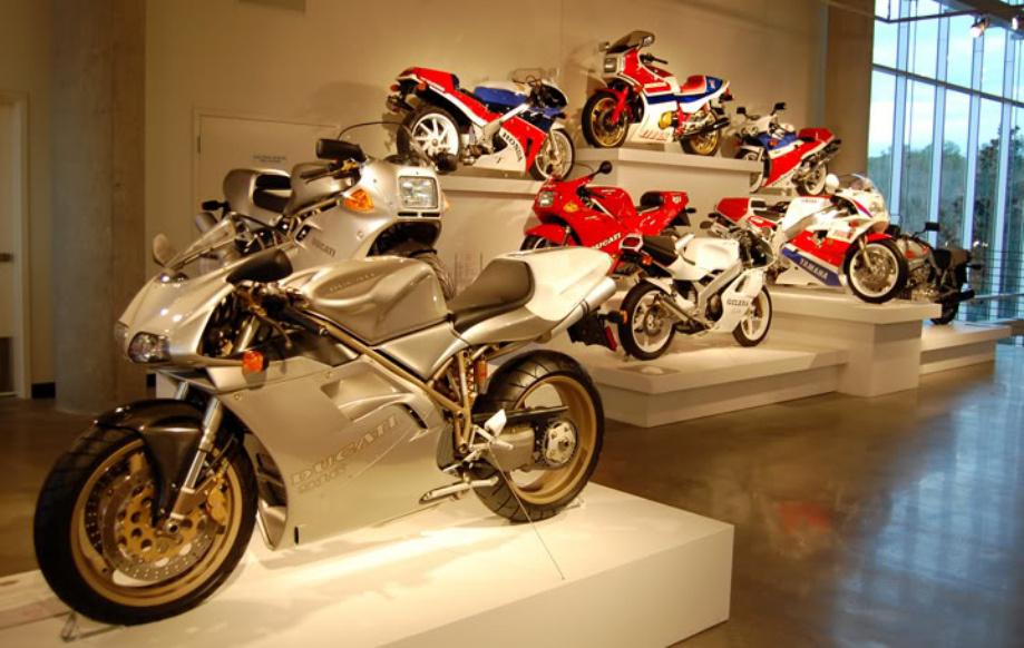 largestmotorcyclecollection_054 largestmotorcyclecollection_054