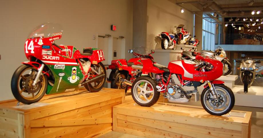 largestmotorcyclecollection_055 largestmotorcyclecollection_055