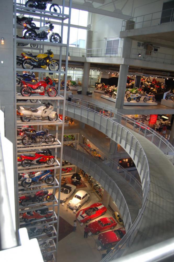 largestmotorcyclecollection_084 largestmotorcyclecollection_084