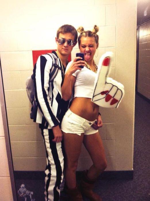 popularhalloweencostumes_029