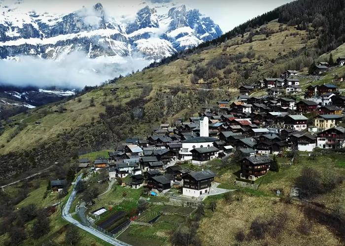 swissvillage_008 swissvillage_008