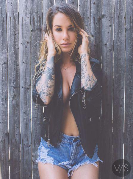 tattoogirls2_093 tattoogirls2_093