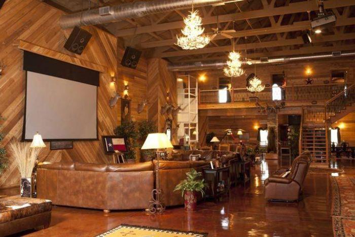 txbarnbachelorpad_005