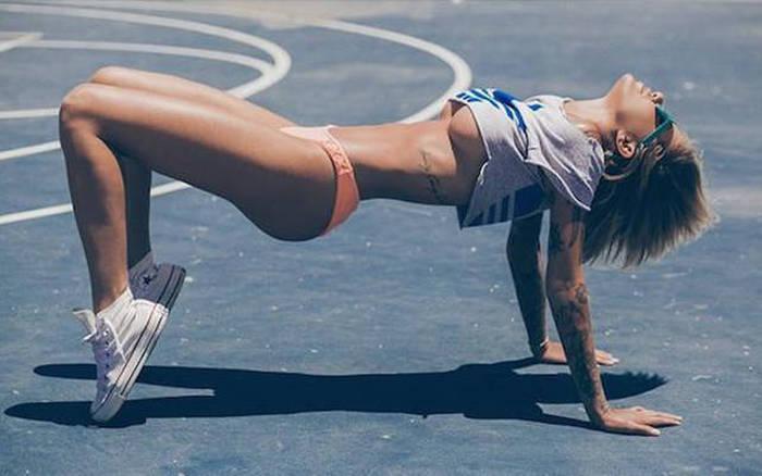 voluptuousladies_032