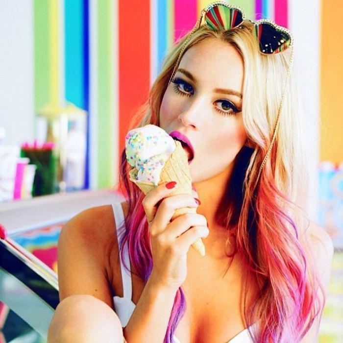 bryanaholly_043
