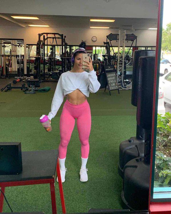 fitnessgirls12_067