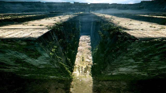 movieplotholes_1_012