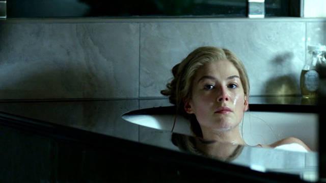 movieplotholes_1_019 movieplotholes_1_019