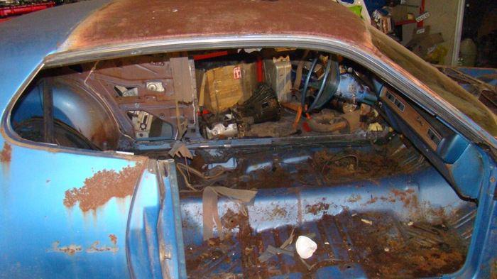 plymouthroadrunner_003