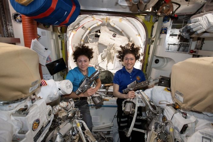 allfemalespacewalk_009