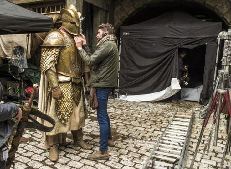 behindgameofthrones_010