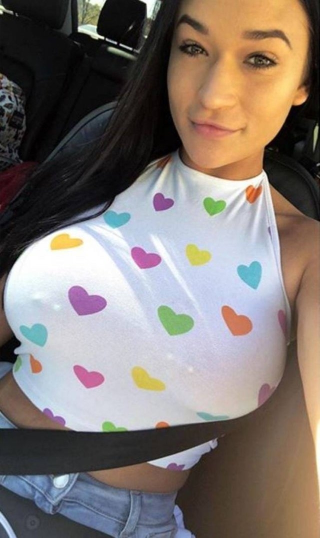 braless4_036