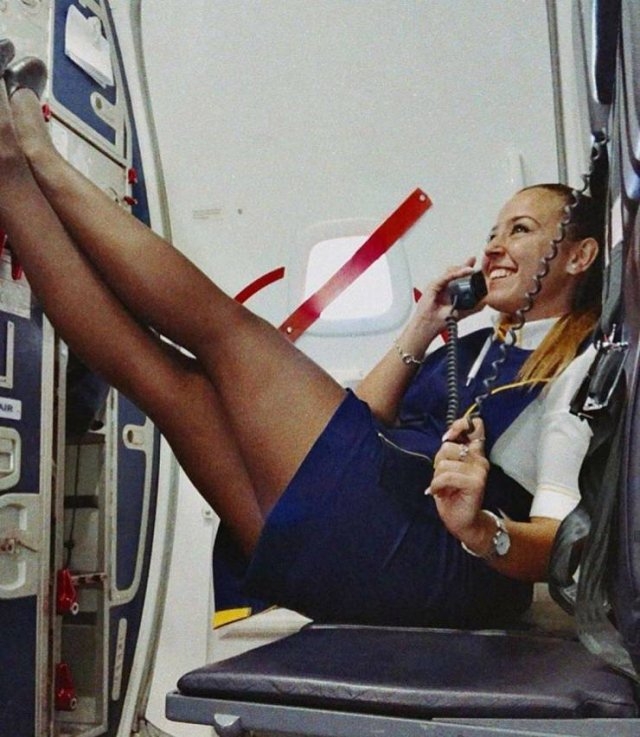 flightattendants_019