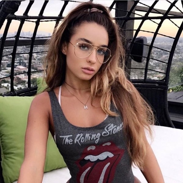 girlswithglasses2_007