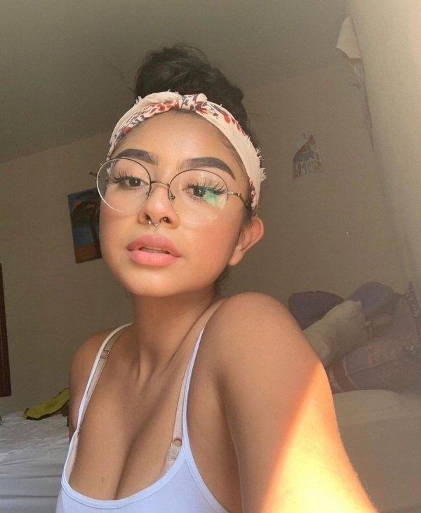 girlswithglasses2_010