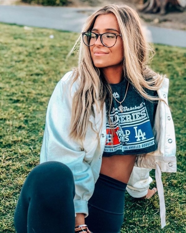 girlswithglasses2_021